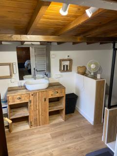 Villa avec piscine au milieu des champs - 7