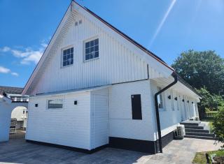 NYRENOVERAD BOSTAD med egen ingång & nära havet - 8