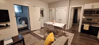 Two Bedroom Serenity with AC- Complimentary Welcome Treats - 1