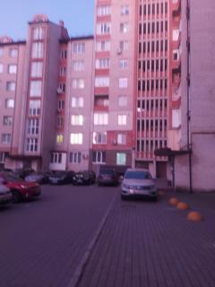 Новобудова біля автостанції,студія - 5