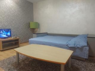 Новобудова біля автостанції,студія - 4