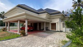 Abida Mansion 4BHK Near MCP Convention Centre IJK - 9