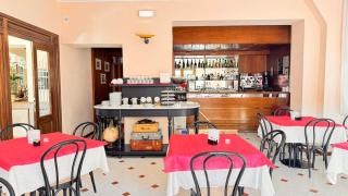 Hotel Armando' s - 1