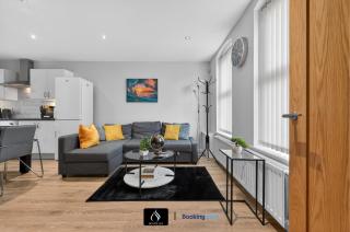 2 Bedroom House By Boyeilles Apartments Short Lets Serviced Accommodation Belfast With Pool Table & Free Parking - 8