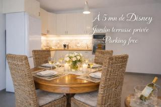 Appartement Cosy - jardin Terrasse privée-Free parking 5MN DISNEY - 0