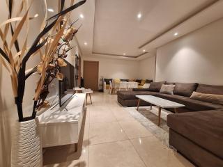 Plage Des Nations sea view apartment with swimming pool - 3