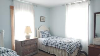 Southampton Village, 2 Fireplaces, Walk to All - 3