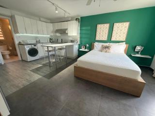 Modern Studio in Pelican with pool-walk to Beach, Dining, Entertainment - 7