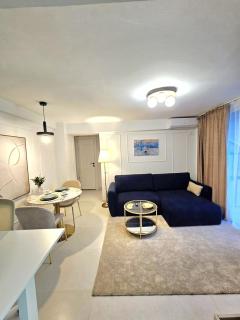 central! work friendly apartment & 2x2m Bed - 1