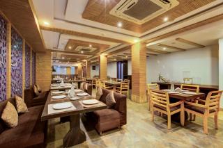 Townhouse Oak JVH Hotel Bangalore - 9