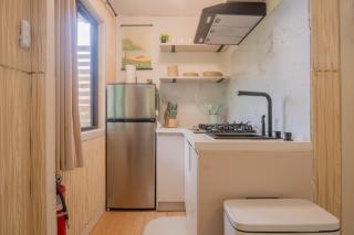 Off-Grid Getaway with Ocean Views in Paradise - 6