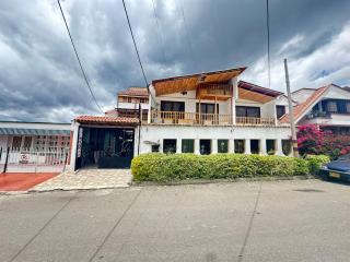 Casa Hotel Hilda Catalina - 3