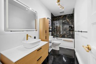 Downtown Stay 2 free parking AC 10 Guests - 3