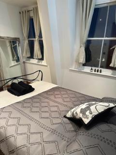 The Imperial Beachfront Penthouse Suite - 2