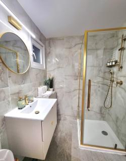 The Wooden Line - Modern Retreat near Victoriei - Boekarest - 7