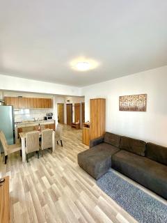 Summerland Beautiful Apartments - 3