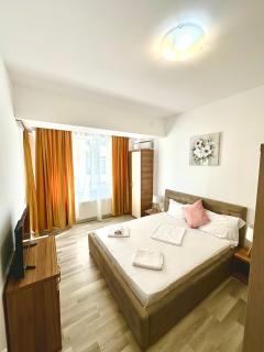 Summerland Beautiful Apartments - 7