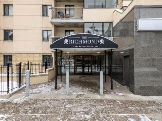 Peaceful DT Condo, Saddledome, HeatedParking - 9