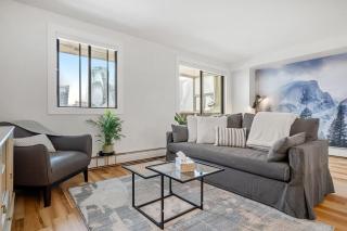 Peaceful DT Condo, Saddledome, HeatedParking - 6