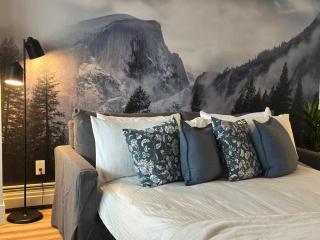 Peaceful DT Condo, Saddledome, HeatedParking - 7