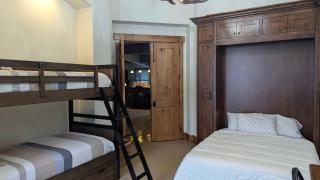 Apex Lodge - Solitude Resort 5BR with Hot Tub - 5