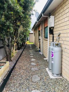 Annesbrook Hideaway - 4