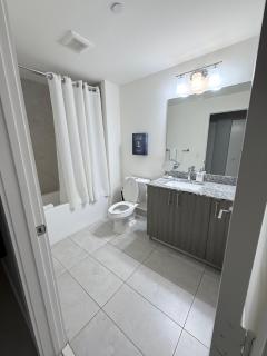 Stylish Urban 5350 Park Doral - 3