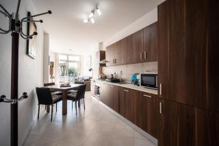 Silver Harbour - 2 Bedrooms, 2 Bathrooms - 1