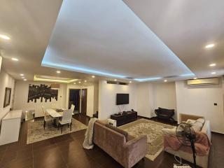 Comfortable 3 bedroom maisonette home away from home off Banana Island Road, Ikoyi - 2