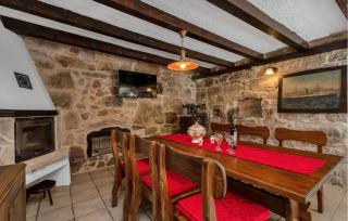 Beautiful Home In Baska Voda With Private Swimming Pool, Can Be Inside Or Outside - 5