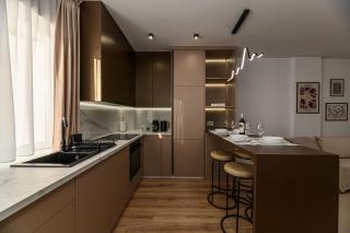 Matisse Coresi Apartment with Free Private Parking - 1