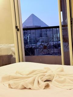 Noya Pyramids INN - 1