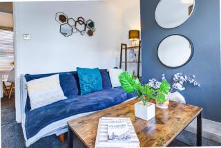 Free Parking Business Stay Office Fast WiFi - 4