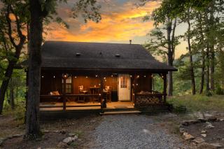 Cliffside Cabin at Piney Falls - with Creek Access - 9
