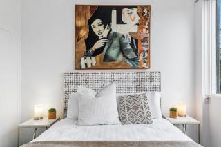 Chapel view Midcentury St Kilda, 1 Queen bedroom - 8