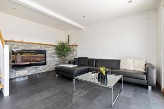 Beach House With Multiple Terraces In Holmsbu - 8