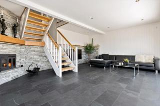 Beach House With Multiple Terraces In Holmsbu - 5