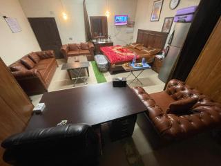 Secure Private Apartment Privacy Guaranteed - 8