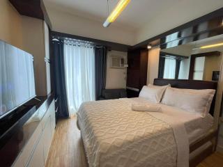 Condo near US Embassy and St Lukes Ermita - 9