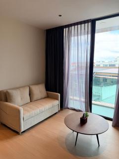 Roxy Hotel & Apartments - 6