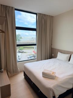 Roxy Hotel & Apartments - 5