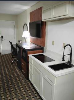 Travelodge by Wyndham Jackson I-40 Exit 82 - 9