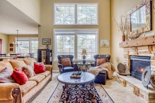 Pelican Beach House - 2