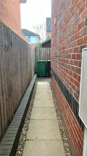 Sheffield Modern Studio with Free Charging - 5