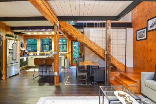 Treetop Hideaway, Sleeps 2 - 5