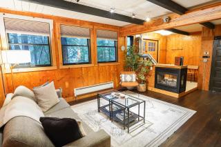 Treetop Hideaway, Sleeps 2 - 1