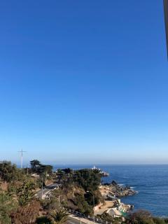 Disfruta en este departamento con vista al mar - 1