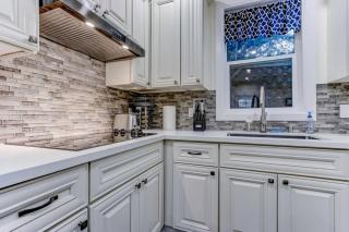 Marbella Lane - Bright and Cozy Home near SFO - 2