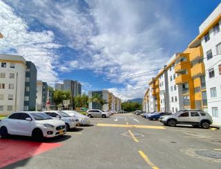 Apartamento nuevo en Dosquebradas en El Eje Cafetero - 1