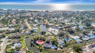 Siesta Key Beach Waterfront Home with Kayaks and Bikes - 1